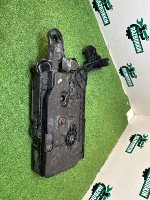 Audi / A3 / Площадка АКБ