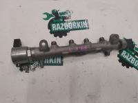 Audi / Q3 / Топливная рампа