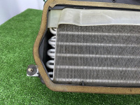 Mercedes-Benz / 190e / Корпус печки