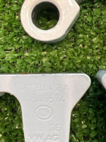 Audi / A6 / Петли двери комплект