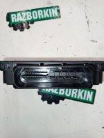 Volkswagen / Touareg / Блок ручника