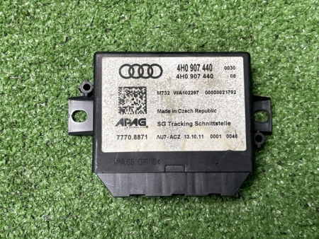 Audi / A8l / Блок управления