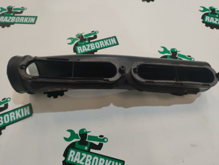 Патрубок воздушного фильтра