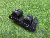 Audi / Q7 / Блок управления стеклоподъемниками