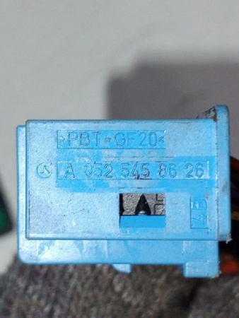 Mercedes-Benz / GLC 250d 4-matic / Разъем