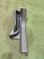 Volkswagen / Tiguan / Накладка стойки