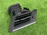 Audi / A6 / Дефлектор обдува салона