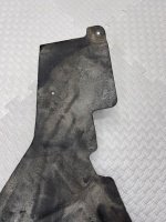 Volkswagen / Touareg / Подкрылок