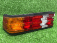 Mercedes-Benz / 190e / Фонарь задний