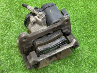 Audi / A5 / Суппорт тормозной