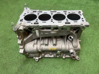 BMW / X1 / Блок цилиндров