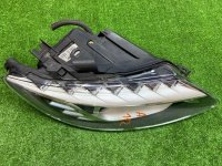 Audi / Q7 / Фара