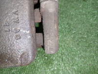 Audi / Q3 / Суппорт тормозной