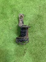 Audi / Q7 / Кронштейн усилителя бампера