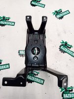 Audi / A5 / Крепление запасного колеса