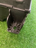 Chevrolet / Tahoe / Сабвуфер