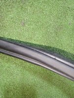 Audi / A4 / Уплотнитель двери