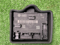 Audi / A6 / Блок управления двери