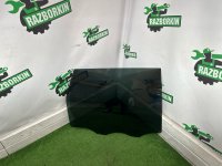 Volkswagen / Touareg / Стекло двери