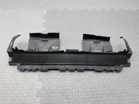 Audi / Q8 / Воздуховод радиатора