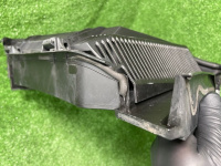 BMW / ALPINA B10 / Корпус воздушного фильтра