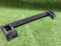 Chevrolet / Tahoe / Направляющая стекла двери