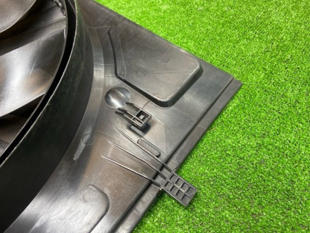 Mercedes-Benz / GLC 250d 4-matic / Вентилятор радиатора