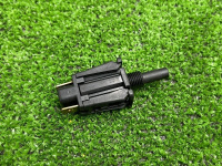 Mercedes-Benz / 190e / Концевик тормоза