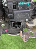 Audi / Q7 / Замок багажника