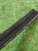 Audi / Q7 / Уплотнитель стекла двери