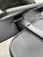Audi / A8 / Подлокотник