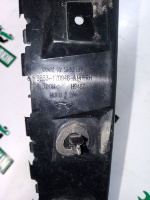 Ford / EXPLORER / Кронштейн бампера