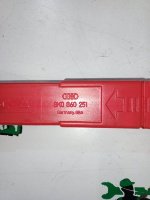 Audi / A4 / Знак аварийной остановки