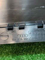 Audi / Q5 / Молдинг двери