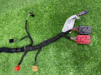 Audi / Q8 / Проводка центральной консоли