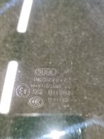 Audi / Q7 / Стекло двери