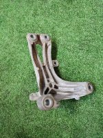 Audi / A6 / Опора двигателя