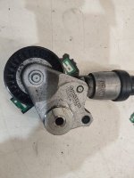 Mazda / 3 / Натяжитель ремня генератора
