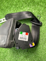 Audi / A4 / Ремни безопасности