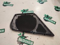 Audi / A6 / Накладка динамика двери