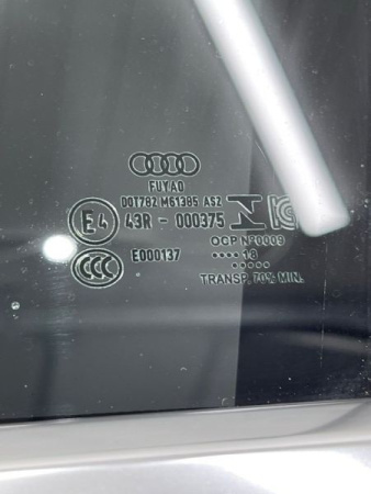 Audi / A6 / Дверь боковая