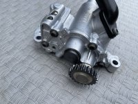 Audi / A4 / Масляный насос