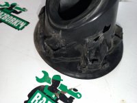 Ford / EXPLORER / Лючок топливного бака