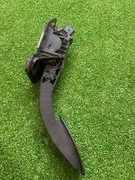 Chevrolet / Tahoe / Педаль газа