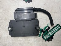 Volkswagen / Touareg / Блок управления стояночным тормозом Volkswagen / Touareg / Блок управления стояночным тормозом