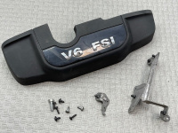 Volkswagen / Touareg / Декоративная крышка двигателя