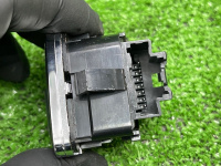 Ford / EXPLORER / Кнопка центрального замка