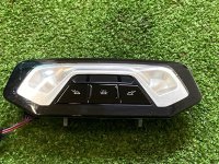 BMW / 1-Series / Плафон подсветки салона
