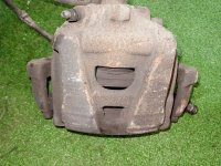 Audi / Q3 / Суппорт тормозной