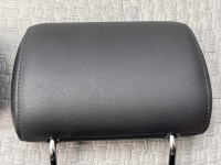 Audi / Q7 / Подголовник сиденья